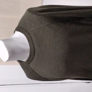 Banana Republic mens green merino wool crewneck sweater. XL